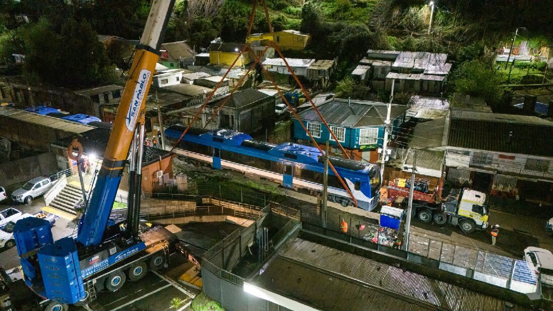 Operación de izaje nocturno